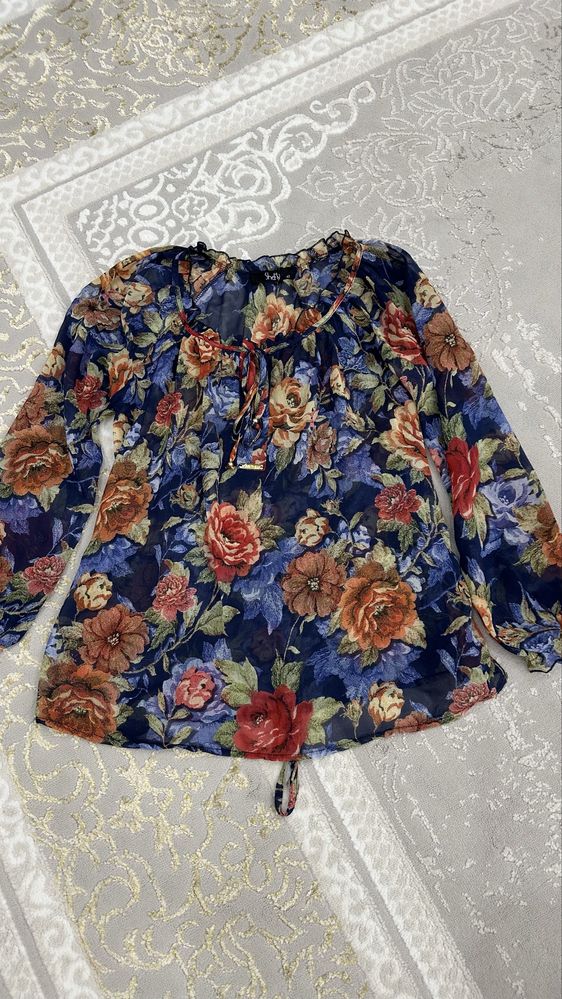 Продам блузку женскую 46-48р.