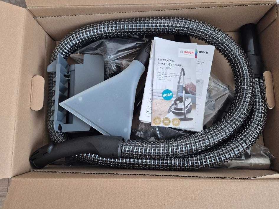Прахосмукачкa BOSCH BWD420HYG Сухо и мокро почистване