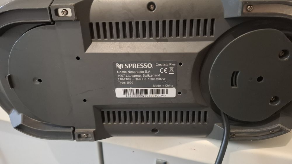 Expresor capsule  Nespresso Creatista plus