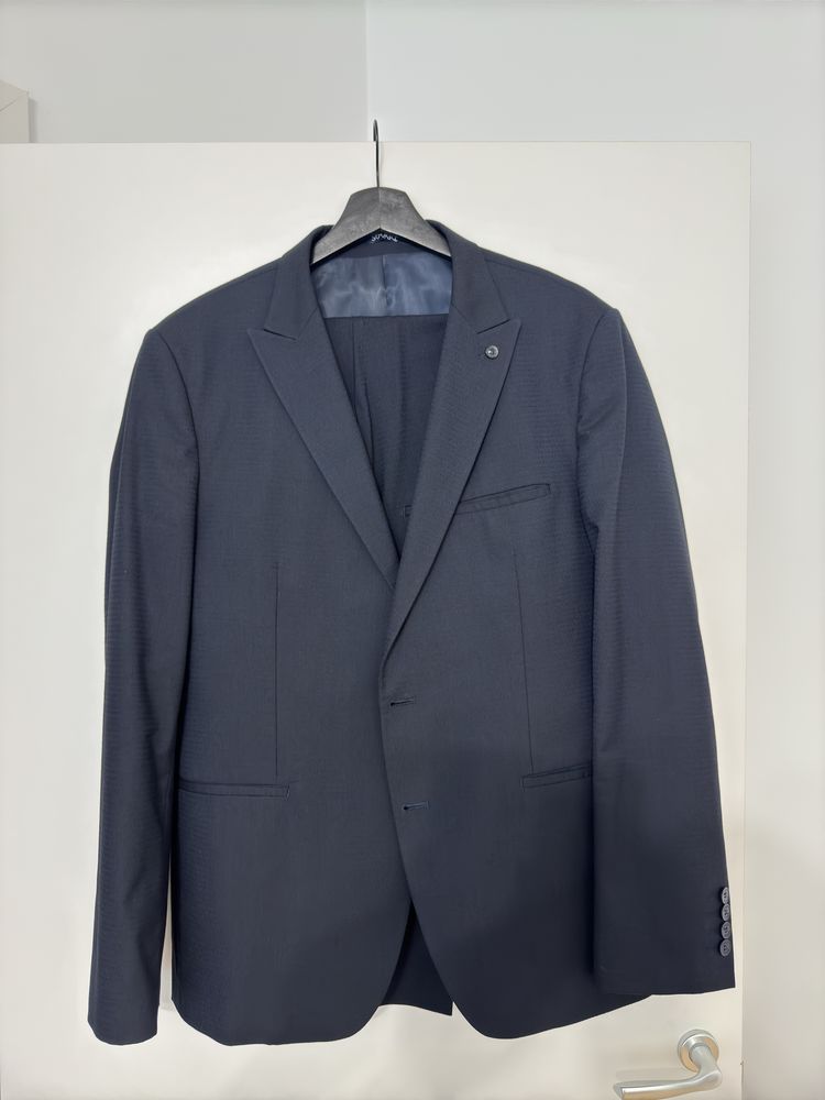 Costum Suvari Slim Fit
