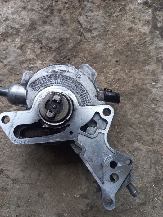 Тандем/Вакум помпа 131к.с.за Голф4,Ауди,Пассат