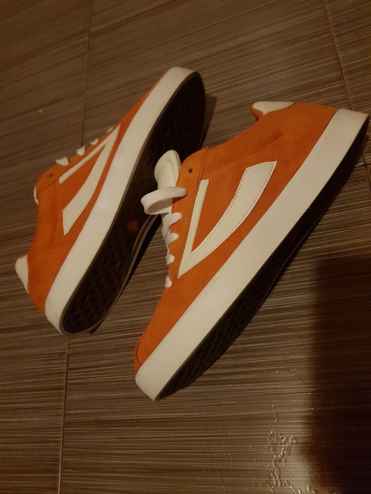 Adidasi Viking 40