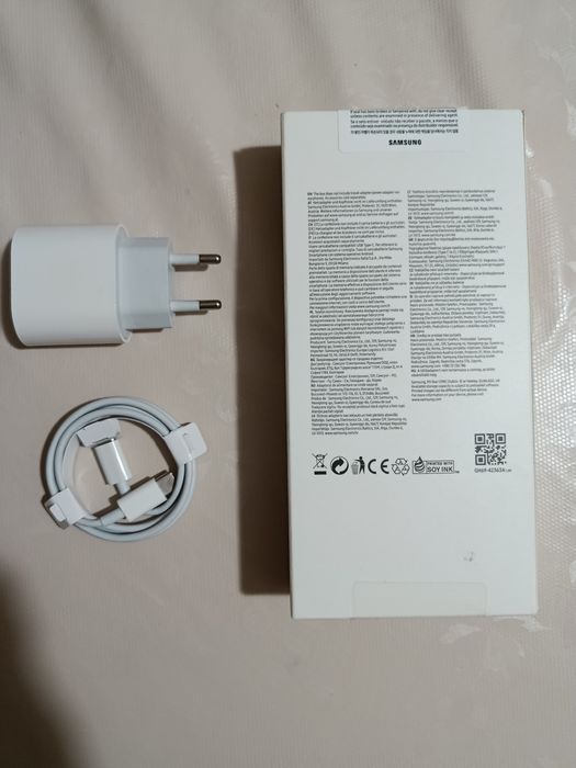 Samsung A 14 în cutie