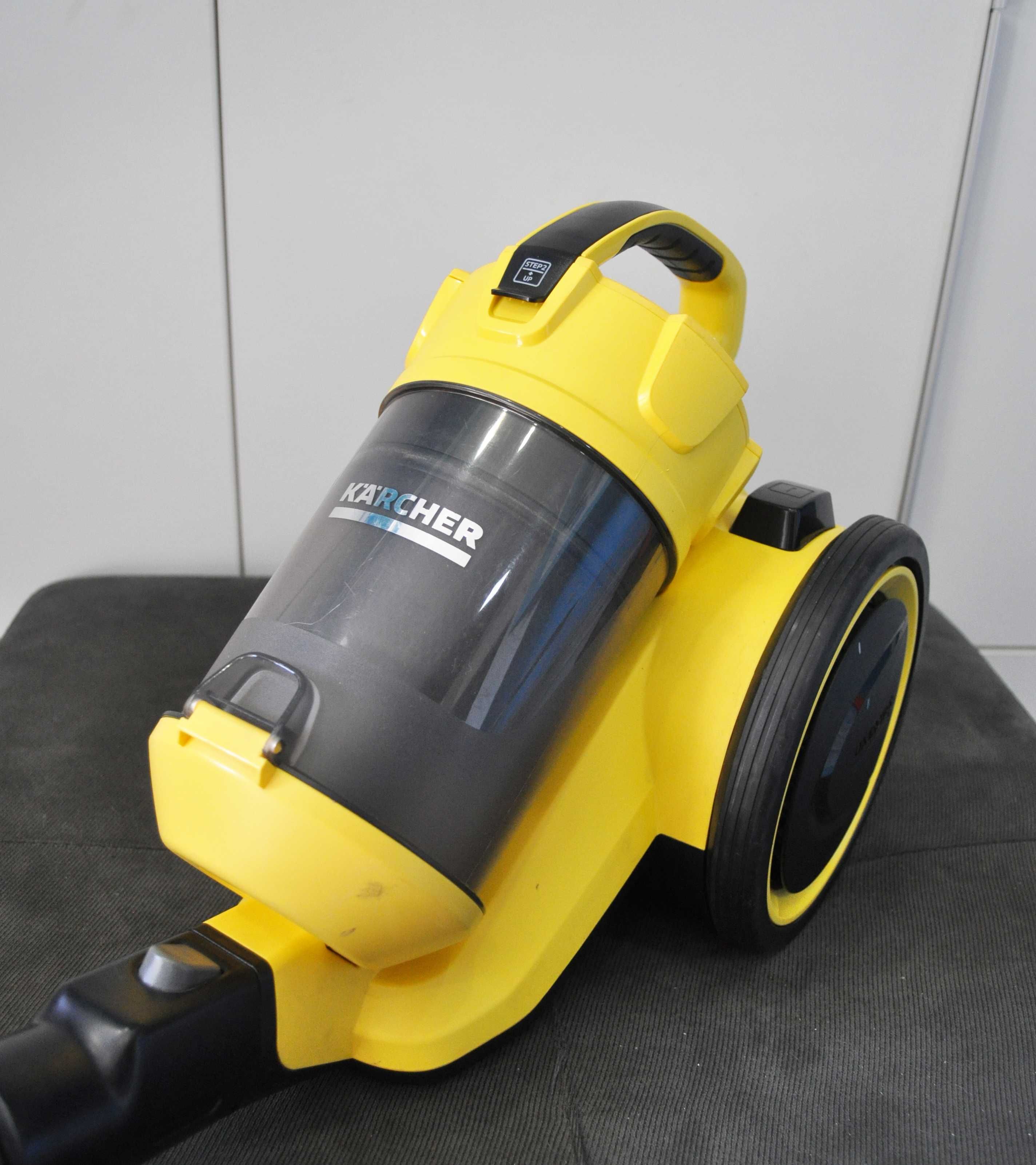 Прахосмукачка KARCHER VC 3 HEPA