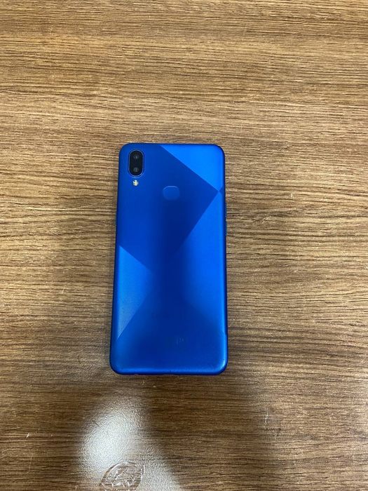 Samsung a10s 2/32 yaxshi holatda