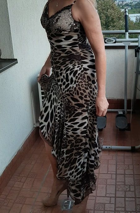 Super rochie din matase, marca Jovani, animal print, mas.M,L, 330 Lei