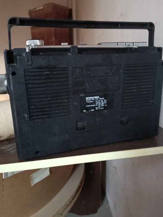 Radio casetofon international