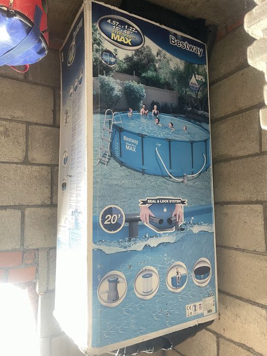 Бассейн Bestway Steel Pro MAX