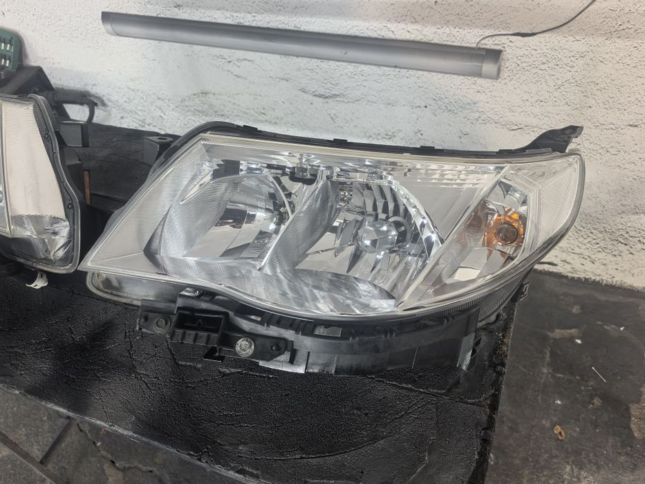 Фарове и стопове за Субару форестер 2008-2013г subaru forester sh
