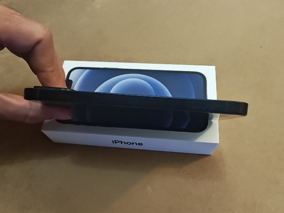 iPhone 12 128GB перфектно състояние
