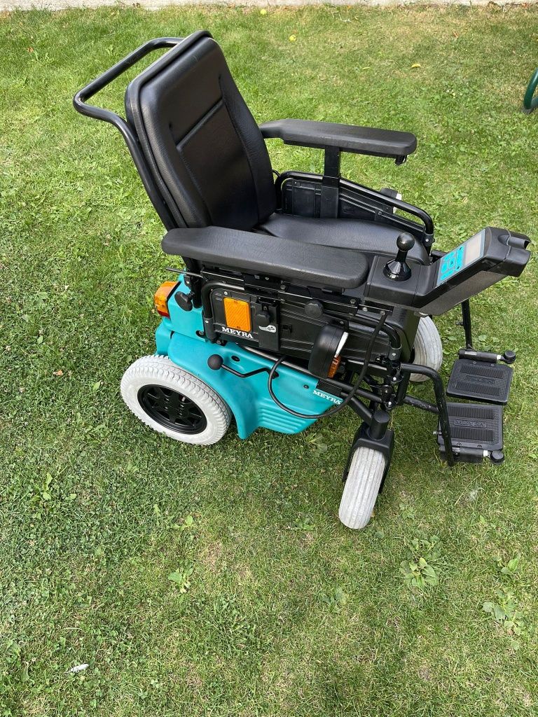 Carucior/carut electric Meyra pers cu handicap, dizabilitati scaun