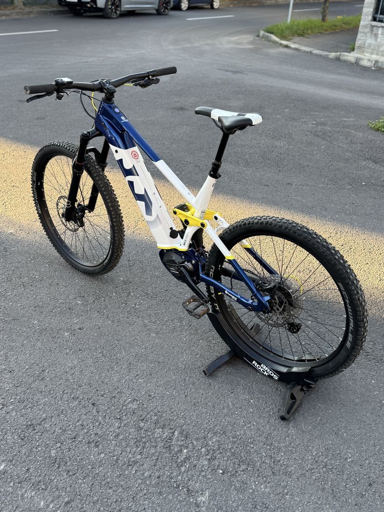 Husqvarna impecabila 280 Km