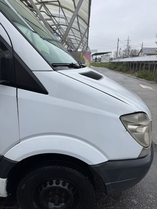 Mercedes Sprinter 316 dezmembrez motor 2.2 euro 5 an 2011