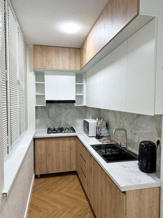 Продам квартиру на Ц12 Лабзак