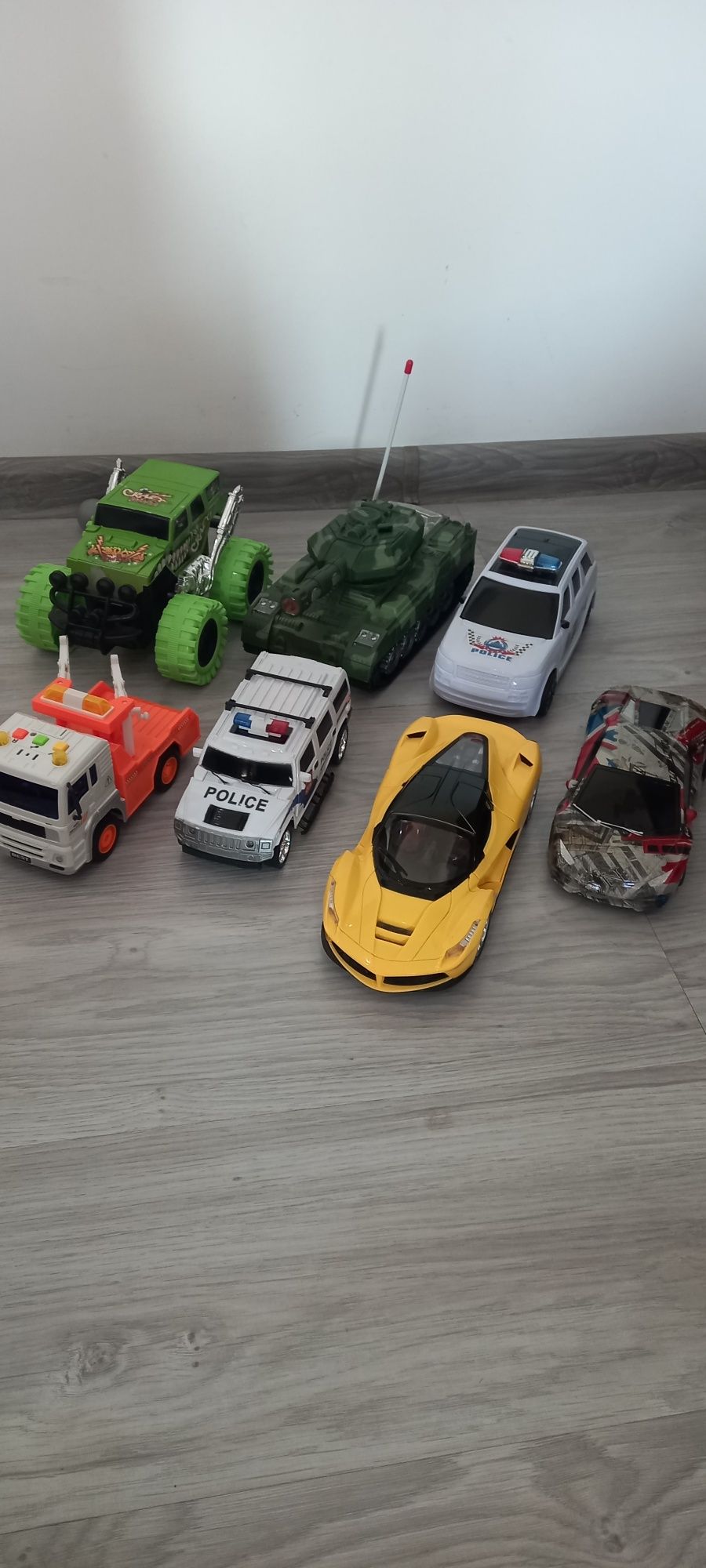 Детски играчки ..
