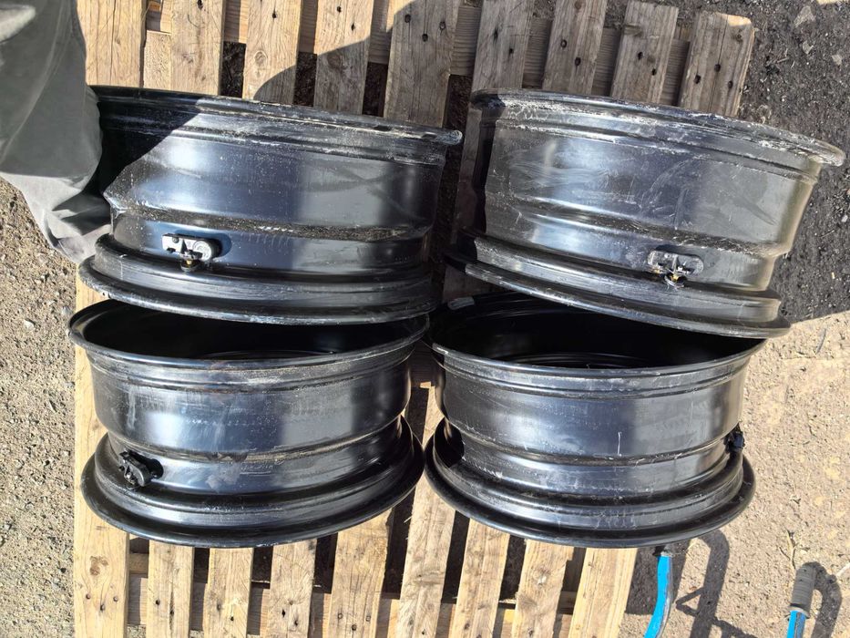 16 цола 4 х 98 мм Алфа Ромео / Фиат / Ланча / Ситроен НЕмо