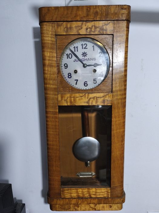 Ceas pendul de perete