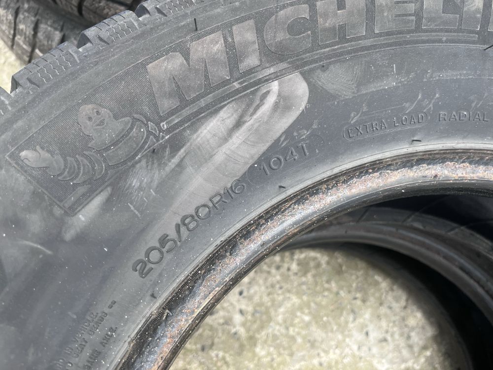 Продавам 4бр гуми Michelin Latitude 205/80R16