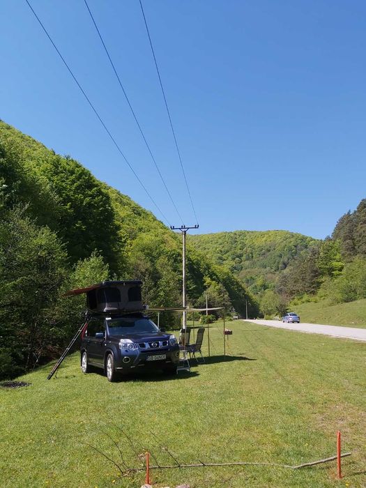 Vând Cort auto cu prindere pe plafon, XGO-17B, pentru 2 persoane