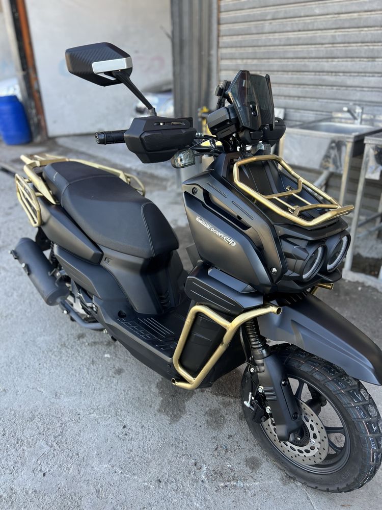 Srochni tank skuter sotiladi