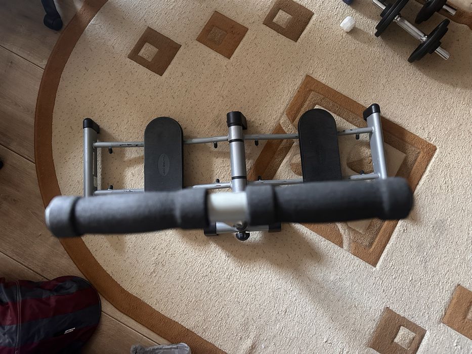 Aparat fitnes pentru  picioare Leg Magic