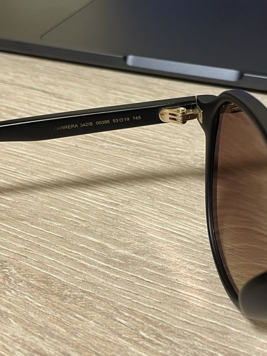 Слънчеви очила Carrera