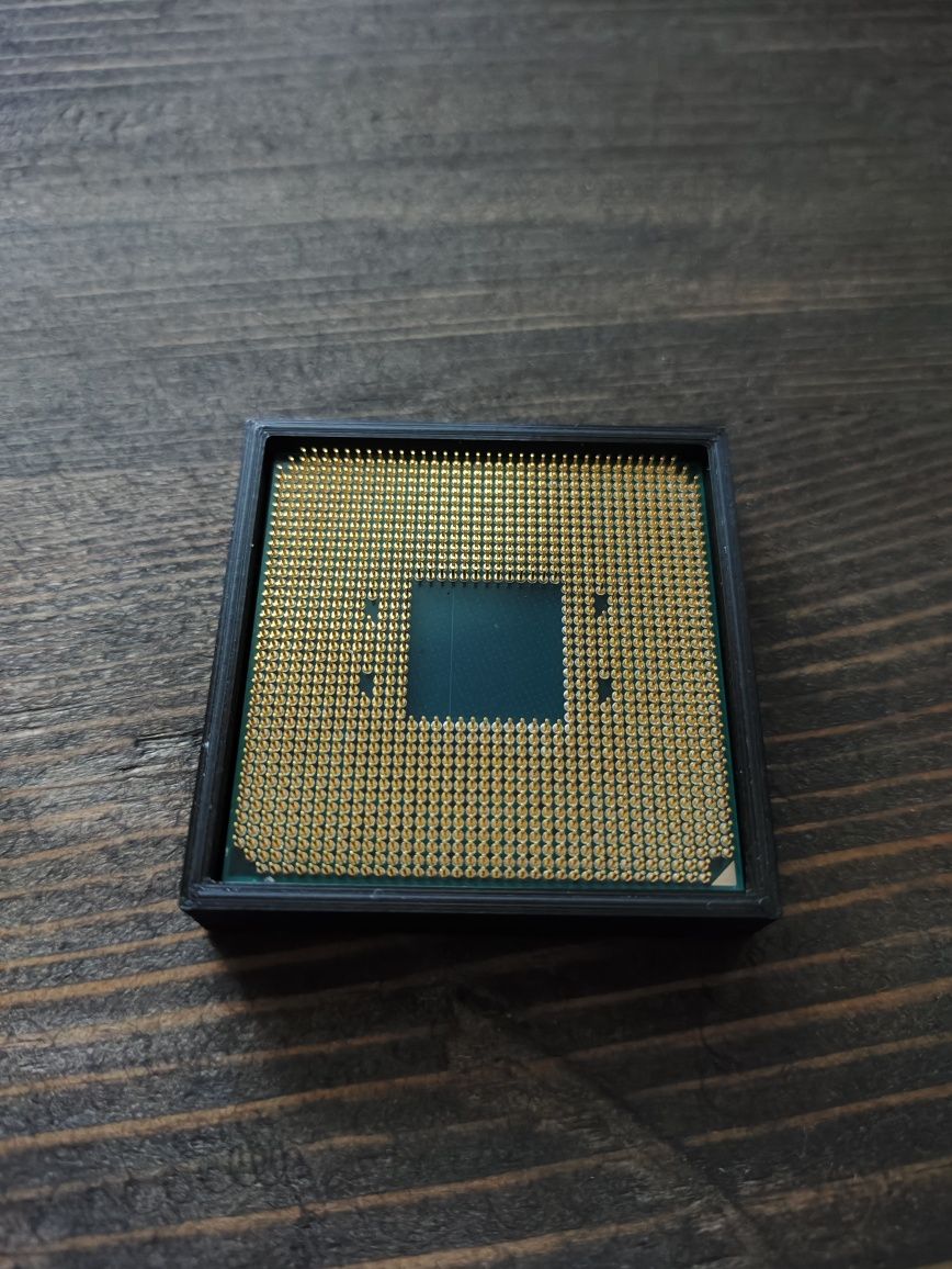 Процессор AMD Ryzen 3 3300x