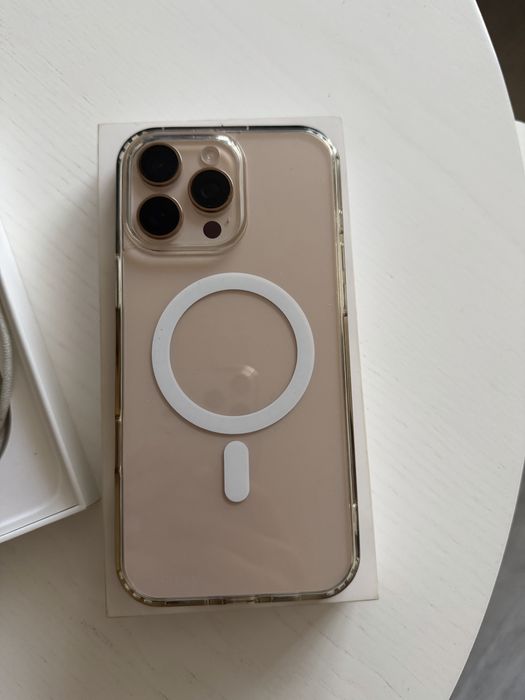 Iphone 16 Pro Max 256GB в отлично състояние