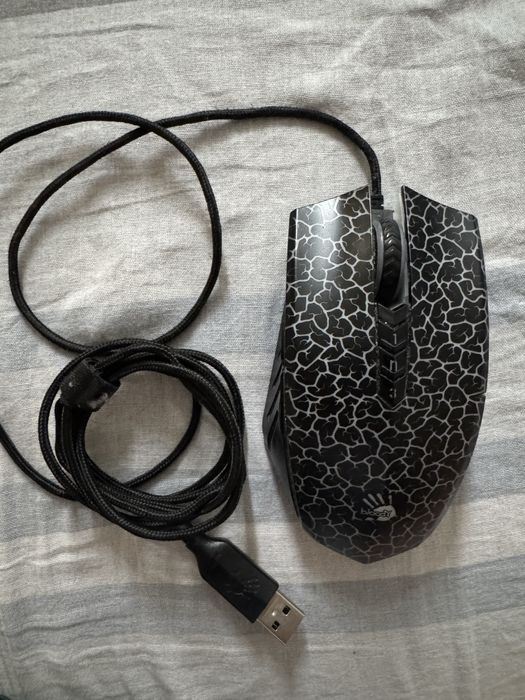 Bloody a7 хорошое состояние