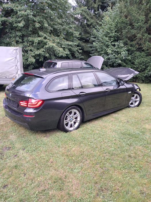 Dezmembrez Bmw F10 / F10 528i 258Cp Culoare B90