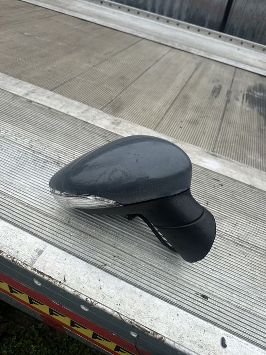 Oglinda dreapta ford fiesta 2014 2015 2016 2017