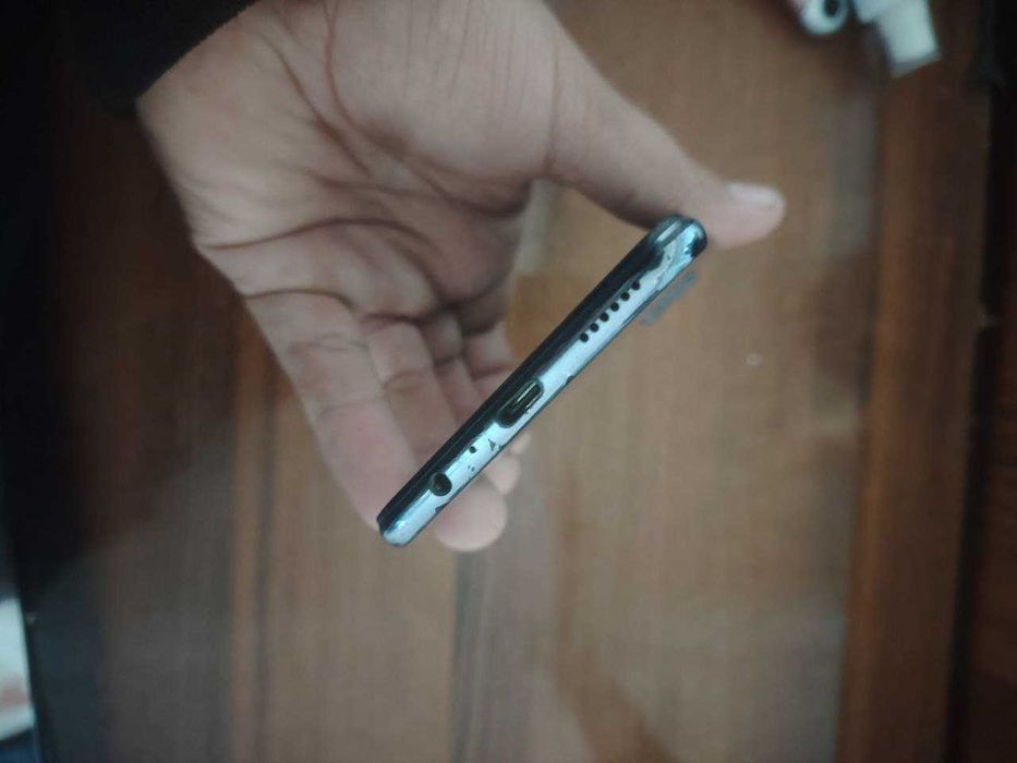 Vivo 21e 8+4 srochni sotladi