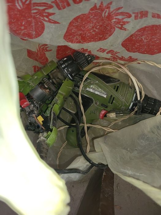 Продам шуруповерты