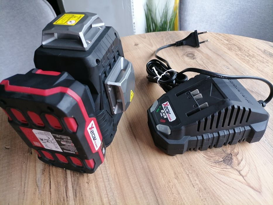 Nivela laser Parkside Performance