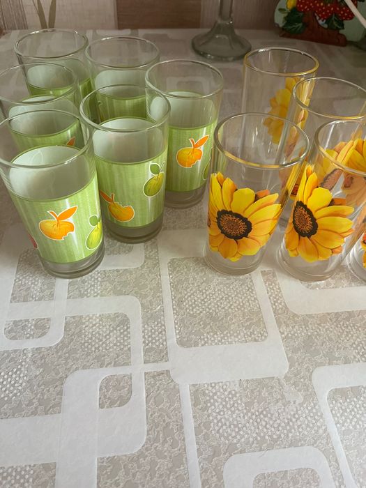 Продам стаканы под напитки,металлические формы, стаканы