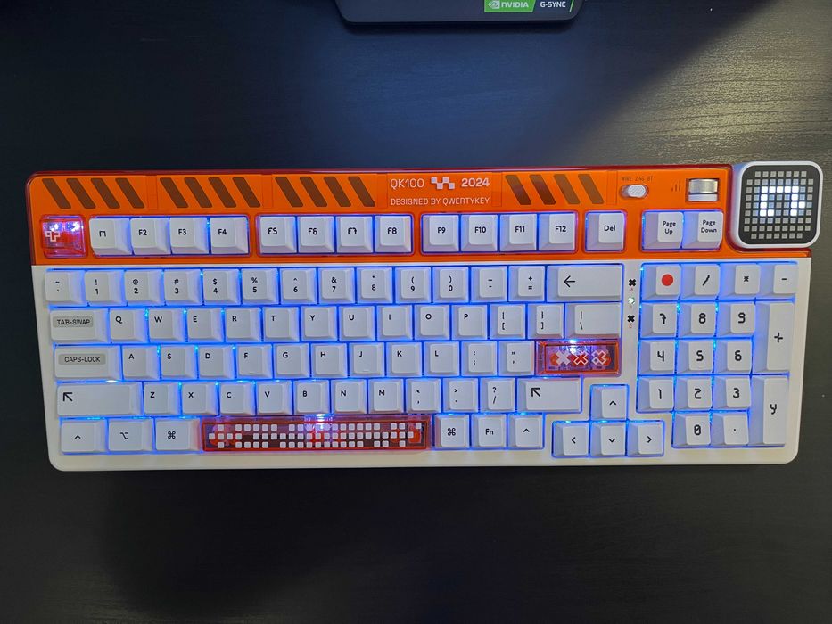 Tastatura gaming mecanica wireless  QwertyKey 100 Apex
