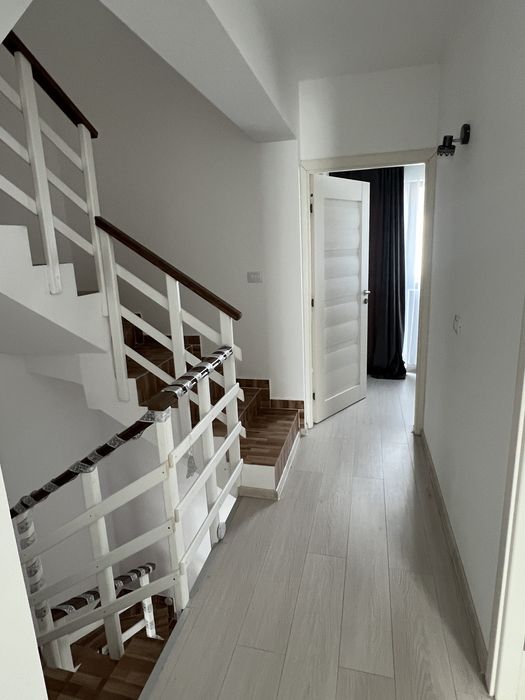 Casa P+E+M, Valea Adanca