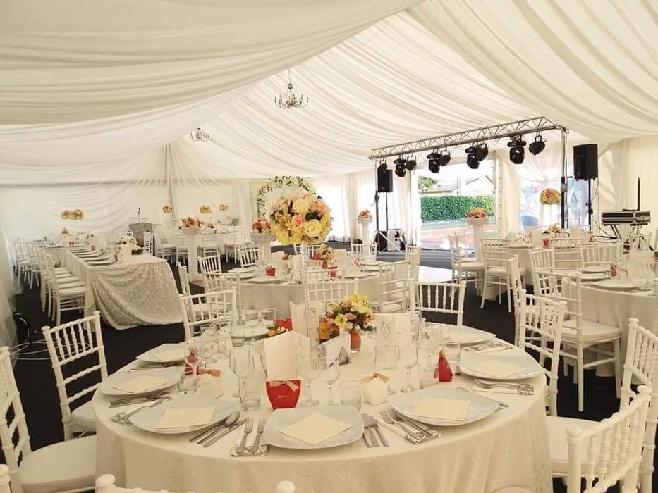 Vand cort de nunta evenimente profesional din aluminiu 52 euro/mp