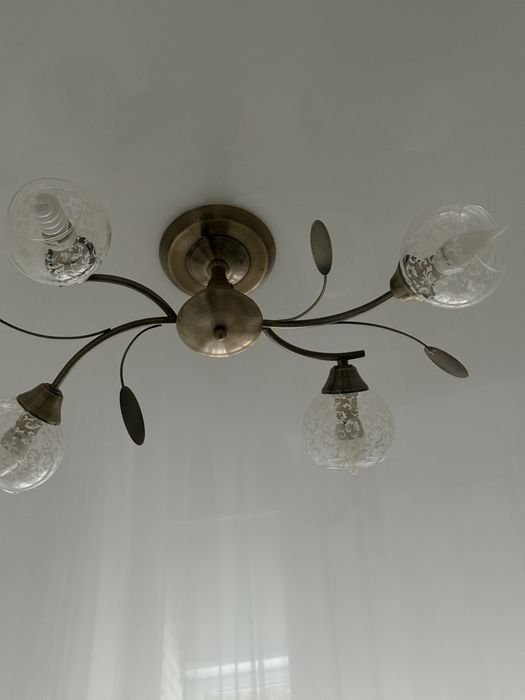 Люстры по 1000 тг