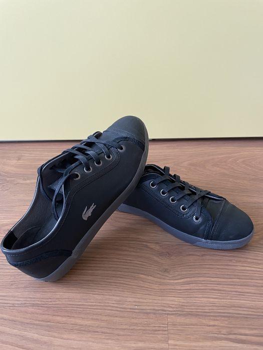 Lacoste оригинални черни кецки