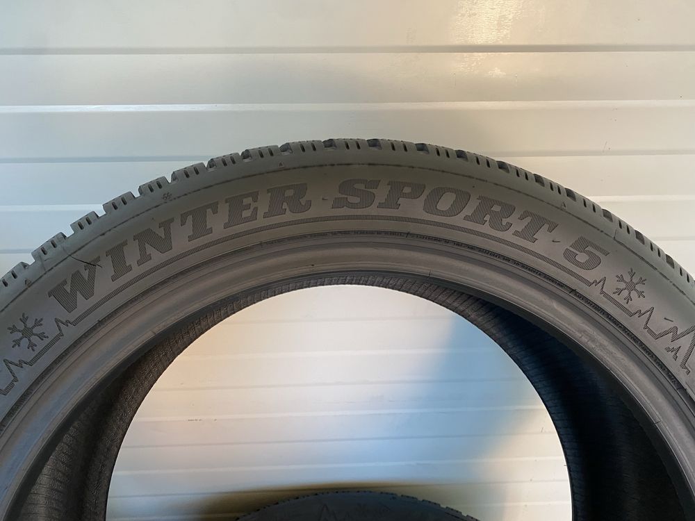 4бр зимни гуми 235/45/18/Dunlop Winter Sport5/dot1819/7.7мм грайфер