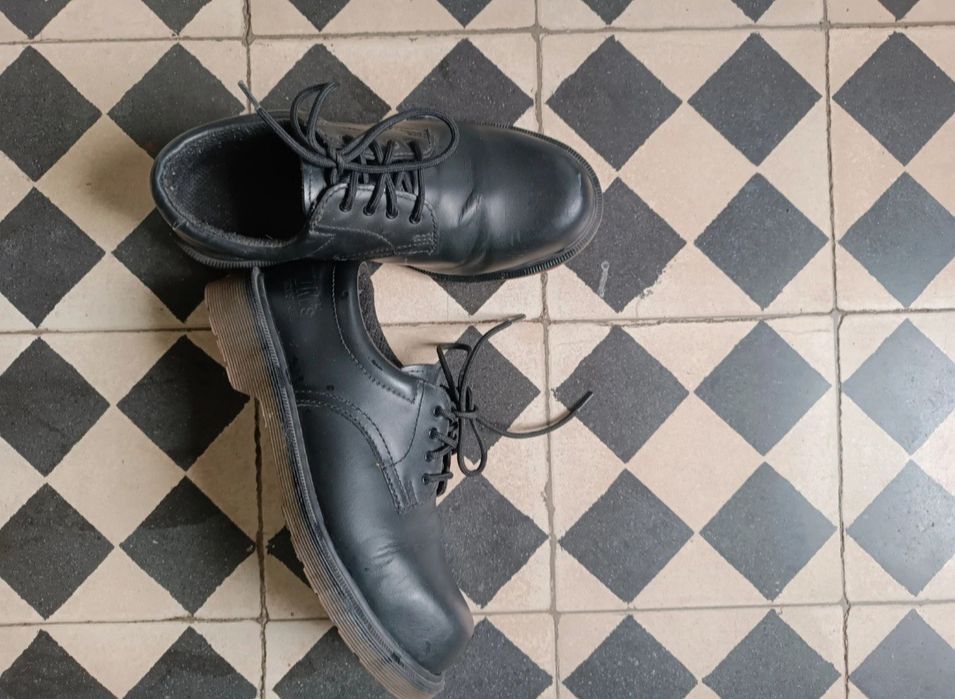 Dr Martens piele
