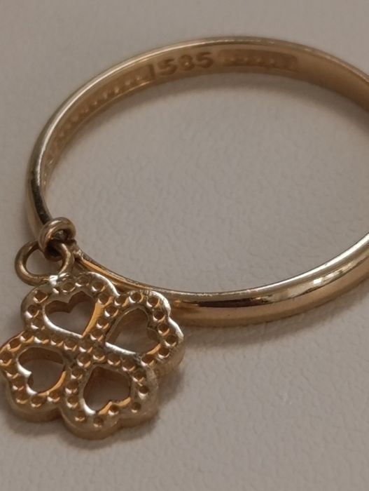 Золотая кольцо Vanklift , проба 585, вес 1,4 раз 17,