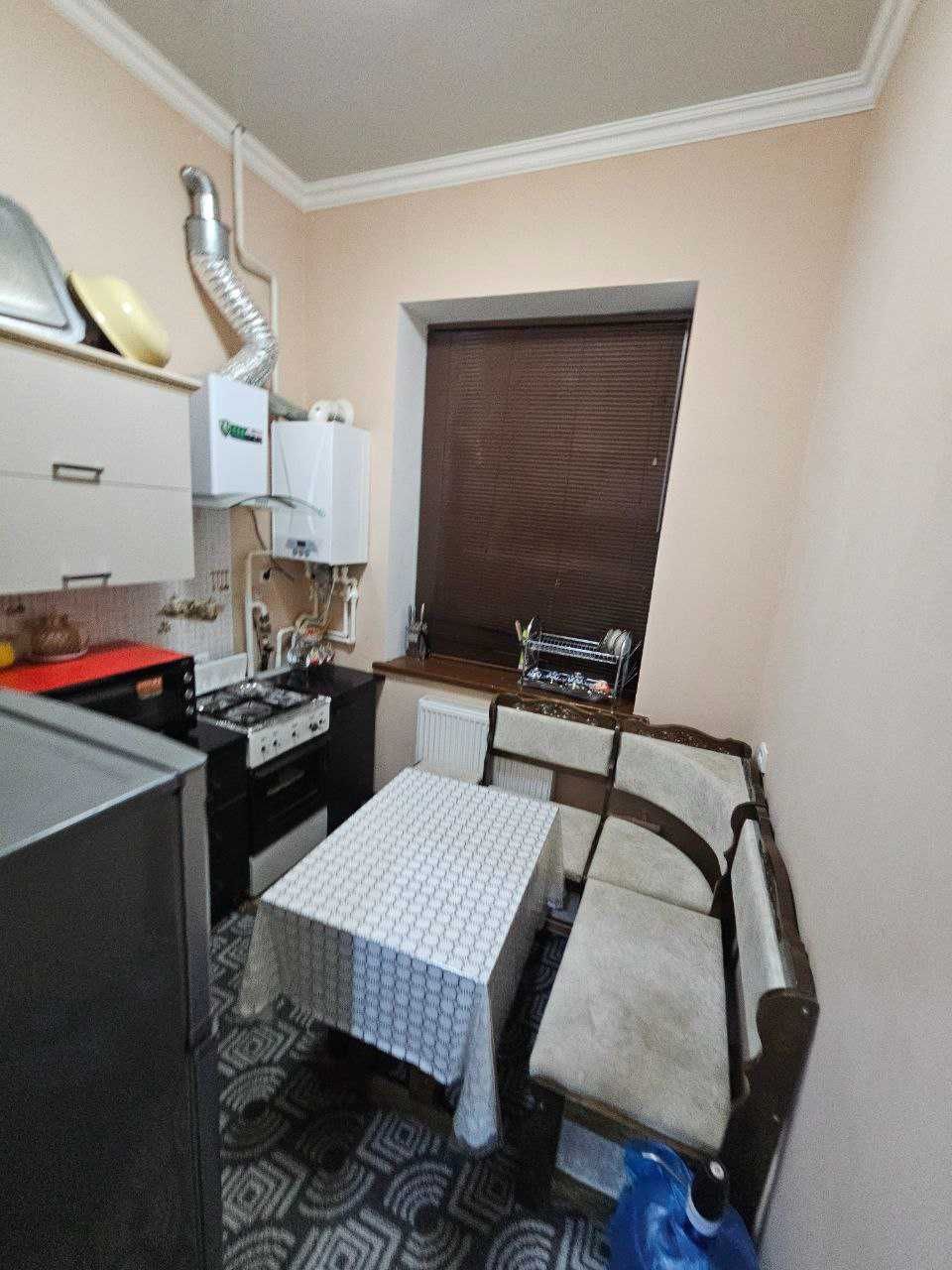 1 xonali 42m² +42m² remontli podval.