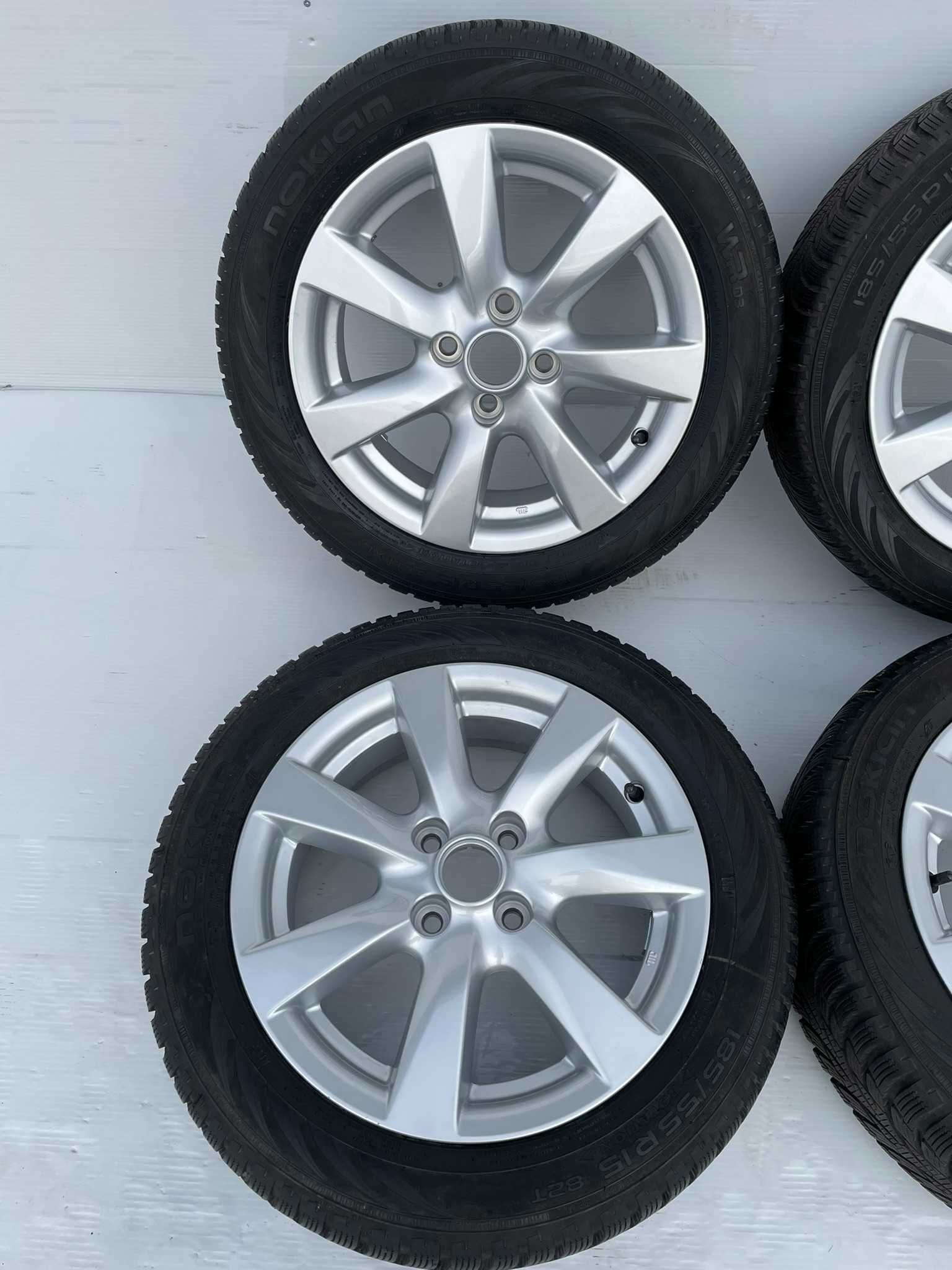 Jante noi cu anvelope iarna Nokian 185 55 R15 Clio 4 Logan Sandero