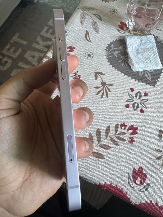 iphone 14 256 с кутия и зарядно