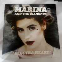 Vinyl Marina and the diamonds