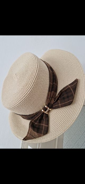 Pălărie Chanel, Hermes, Yves Saint Laurent, model 2026