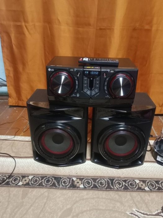 Продам абсолютно новый музыкальный центр LG cj 44 ck