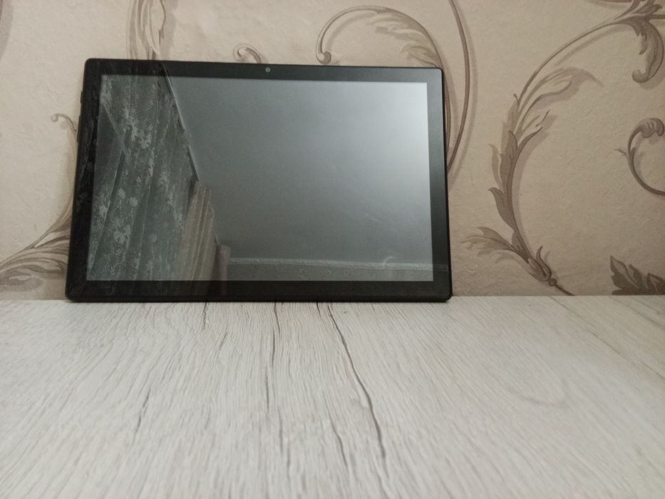Продам Планшет UMIO S24 Ultra